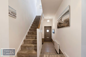 WATERSIDE MARINA- click for photo gallery